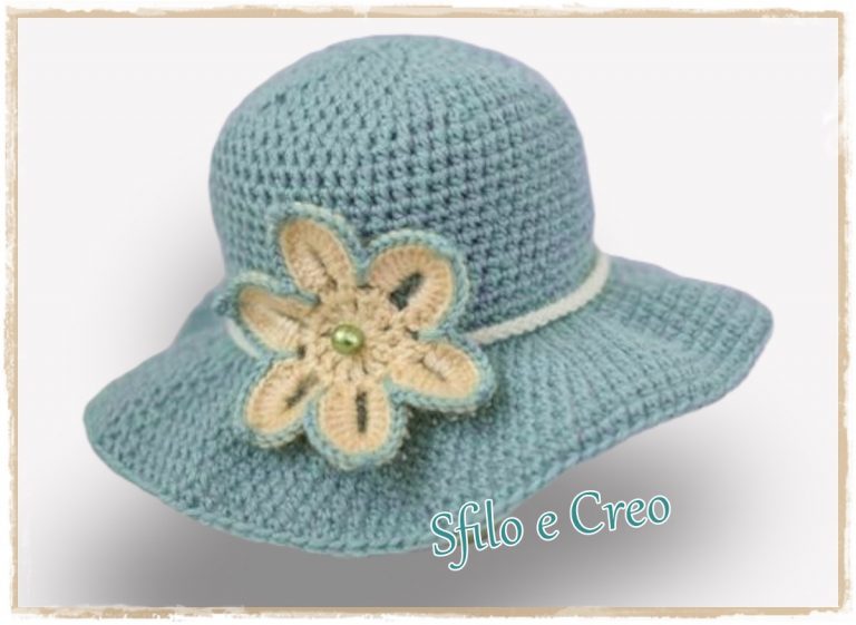 cappello a uncinetto da sole con tesa
